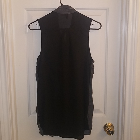 Top - Picture 3 of 3